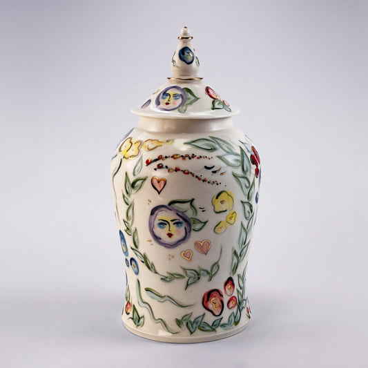 Urn IV